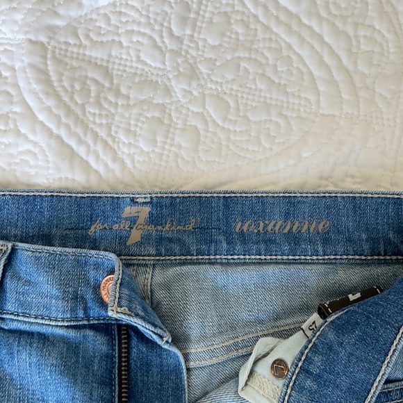7 for all mankind Roxanne denim shorts - Picture 2 of 4